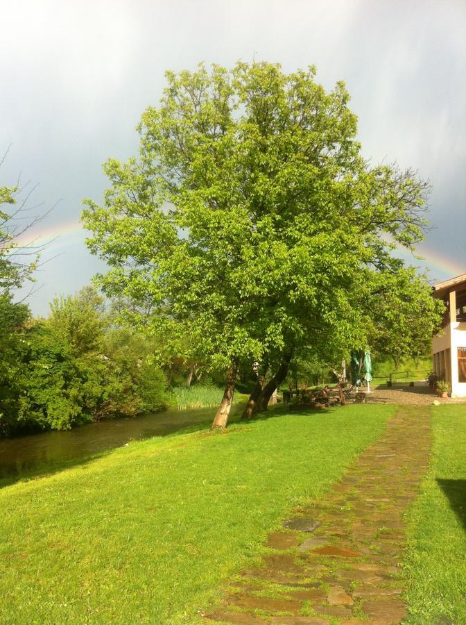 Perperеshka River Villas Stremtsi Exterior photo